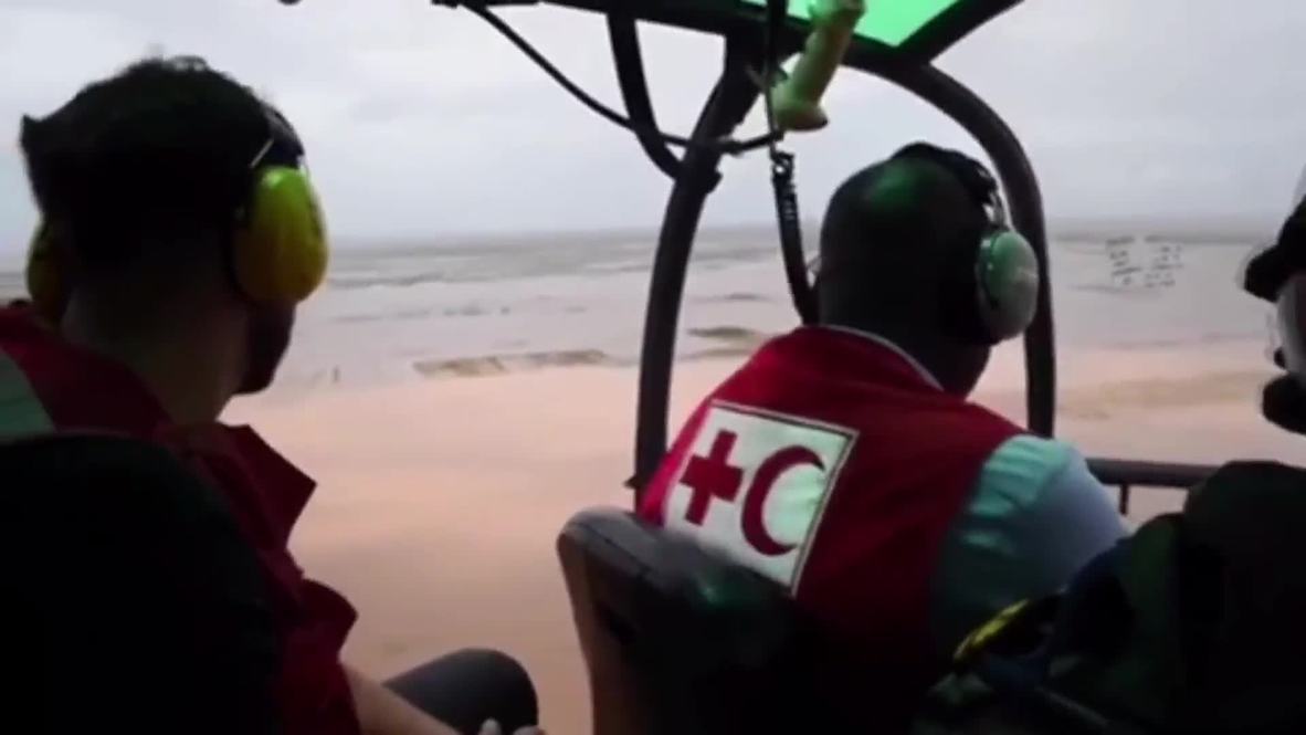 Mozambique: Aerial footage captures massive Cyclone Idai flooding
