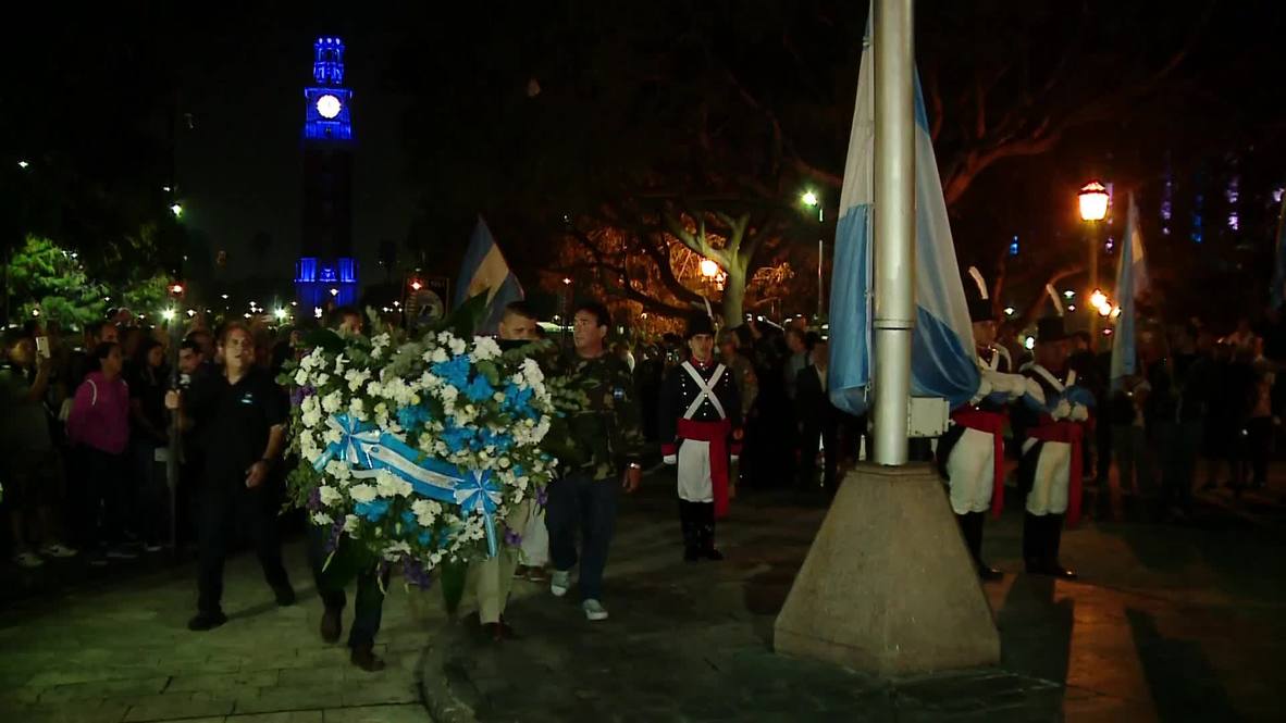 Argentina: Mourners honour Falklands War victims on Malvinas Day