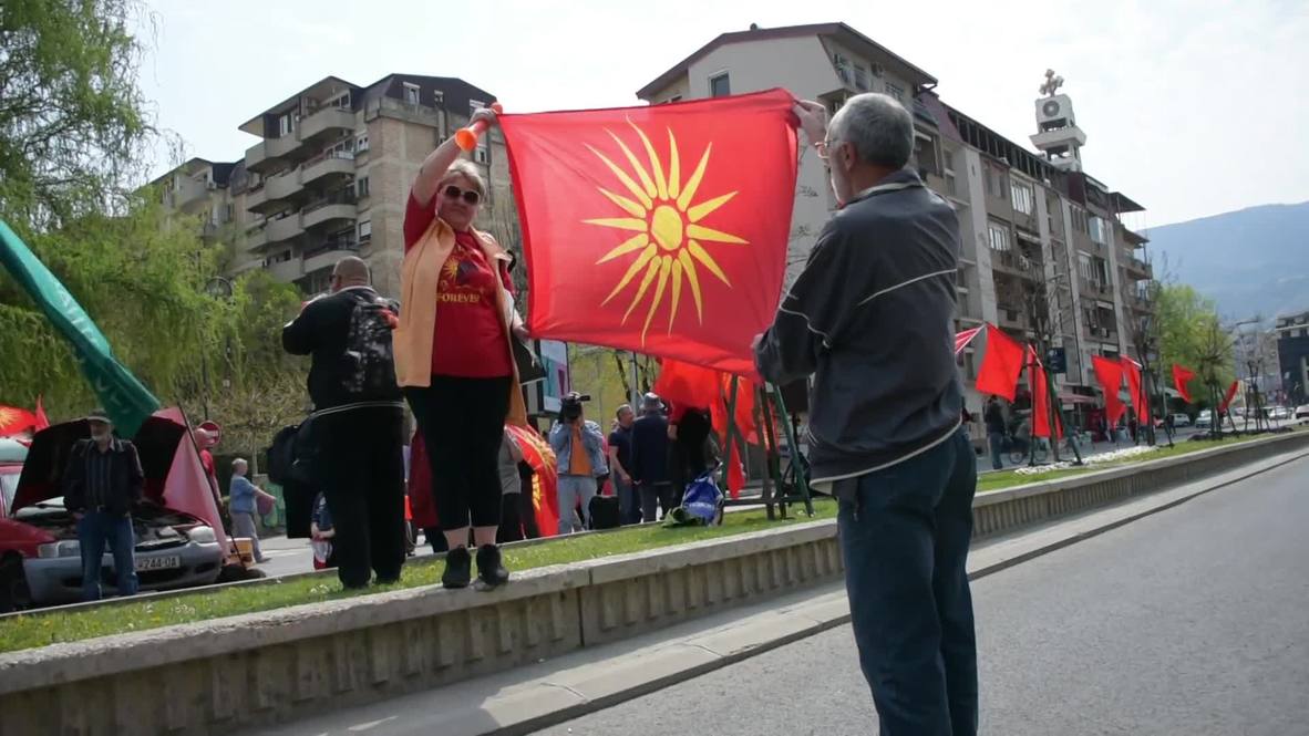 North Macedonia: Greek PM visits newly renamed country for first time