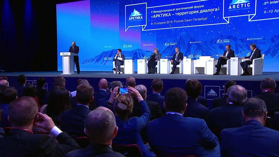Россия: "Арктика ставит перед нами колоссальные вызовы" - Путин