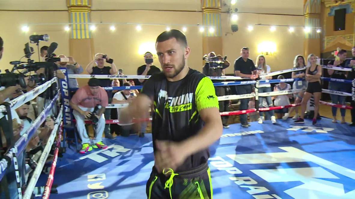 USA: Champ Lomachenko, challenger Crolla work out ahead of LA title fight