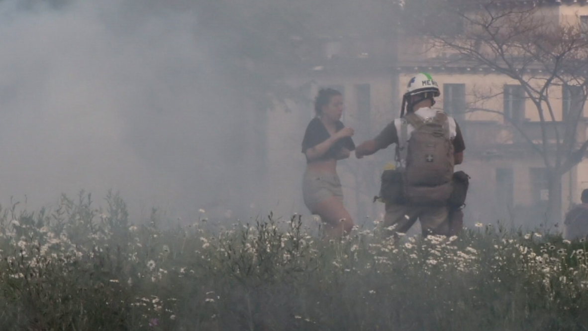 Francia: Manifestantes de los "chalecos amarillos" se enfrentan a la policía en Lyon