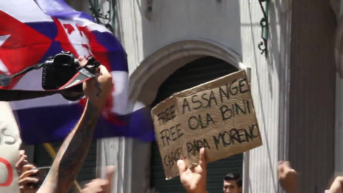 Ecuador: Thousands protest Pres. Moreno's IMF deal during May Day march