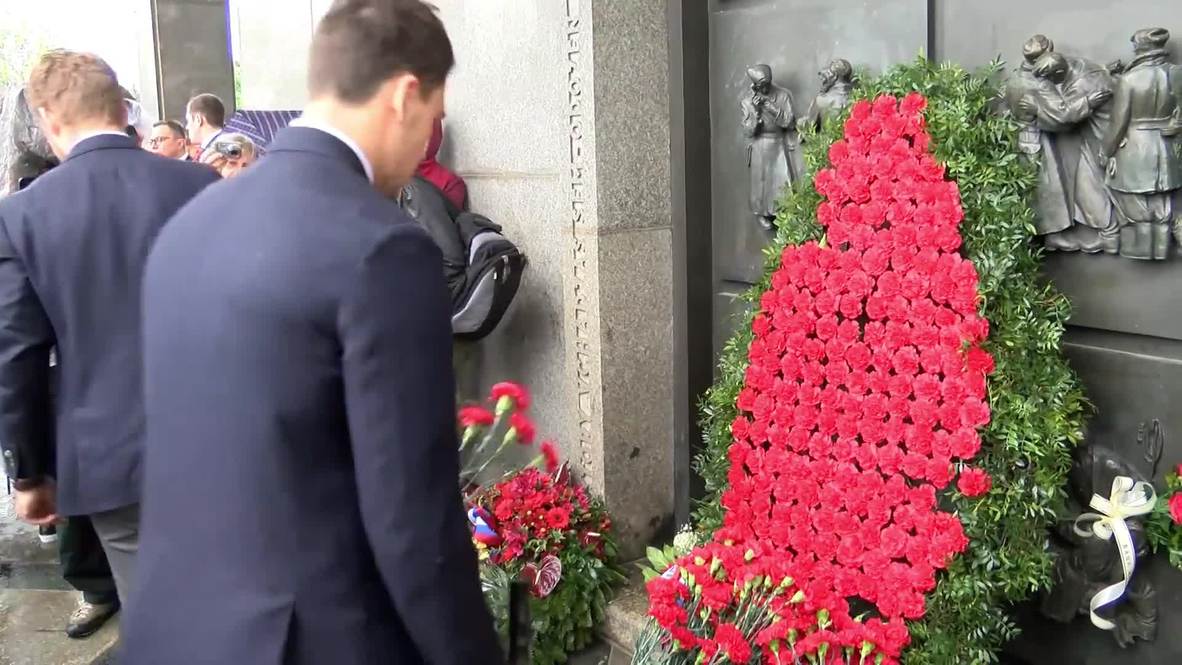 Словакия: Российская хоккейная сборная поздравила ветеранов с Днем Победы