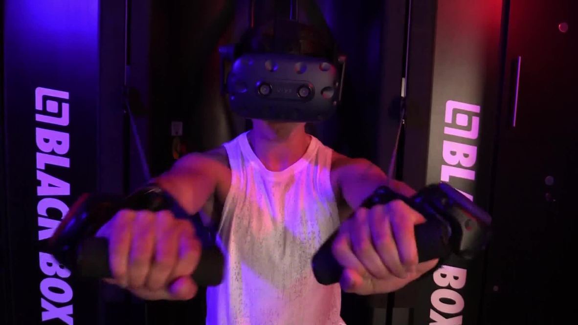 EE.UU.: Ejercita tus músculos con videojuegos en el primer gimnasio de realidad virtual