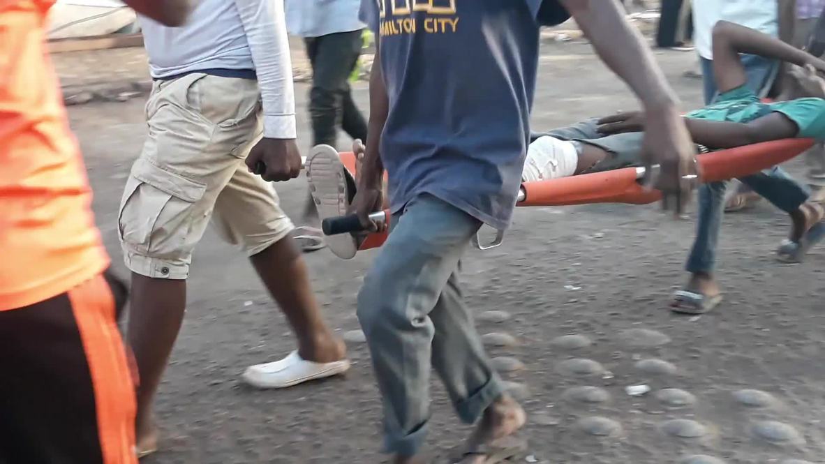 Sudan: 14 wounded as army suspend talks with protesters after violence
