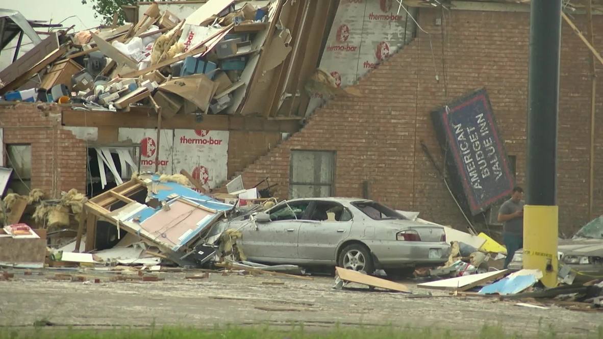 USA: El Reno devastated following deadly tornado