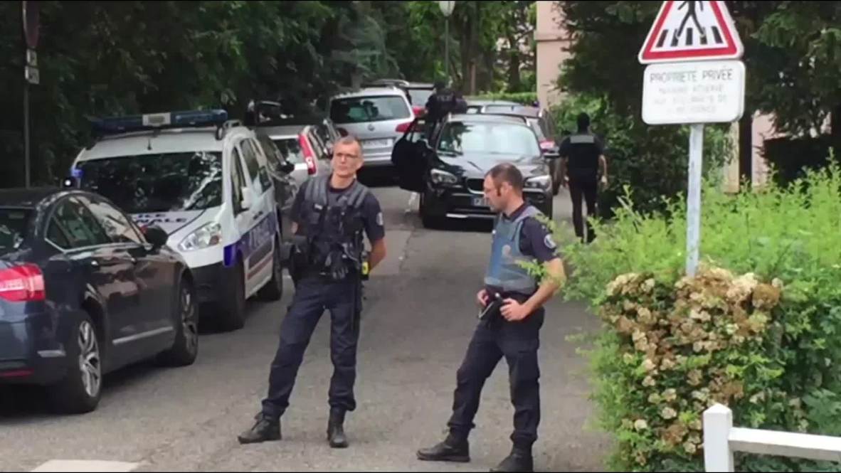 Francia: Detienen a cuatro personas sospechosas por el atentado de Lyon que hirió a 13 personas