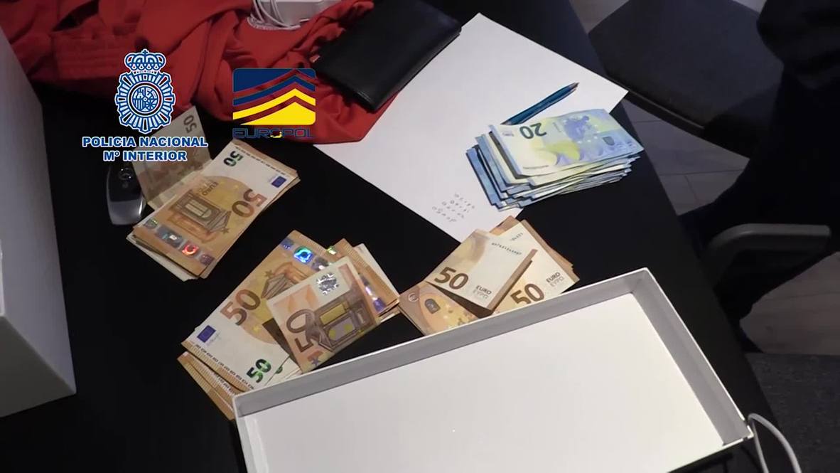 Spain: Spanish football players arrested in match fixing raids