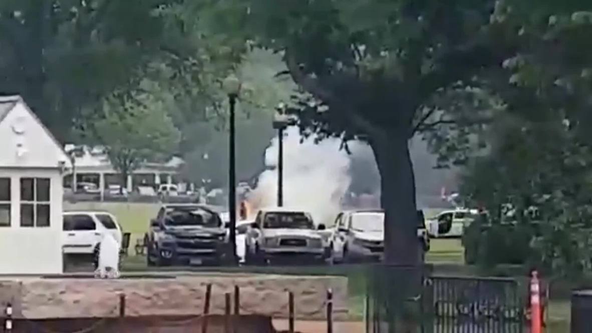 USA: Man sets himself on fire in park near White House