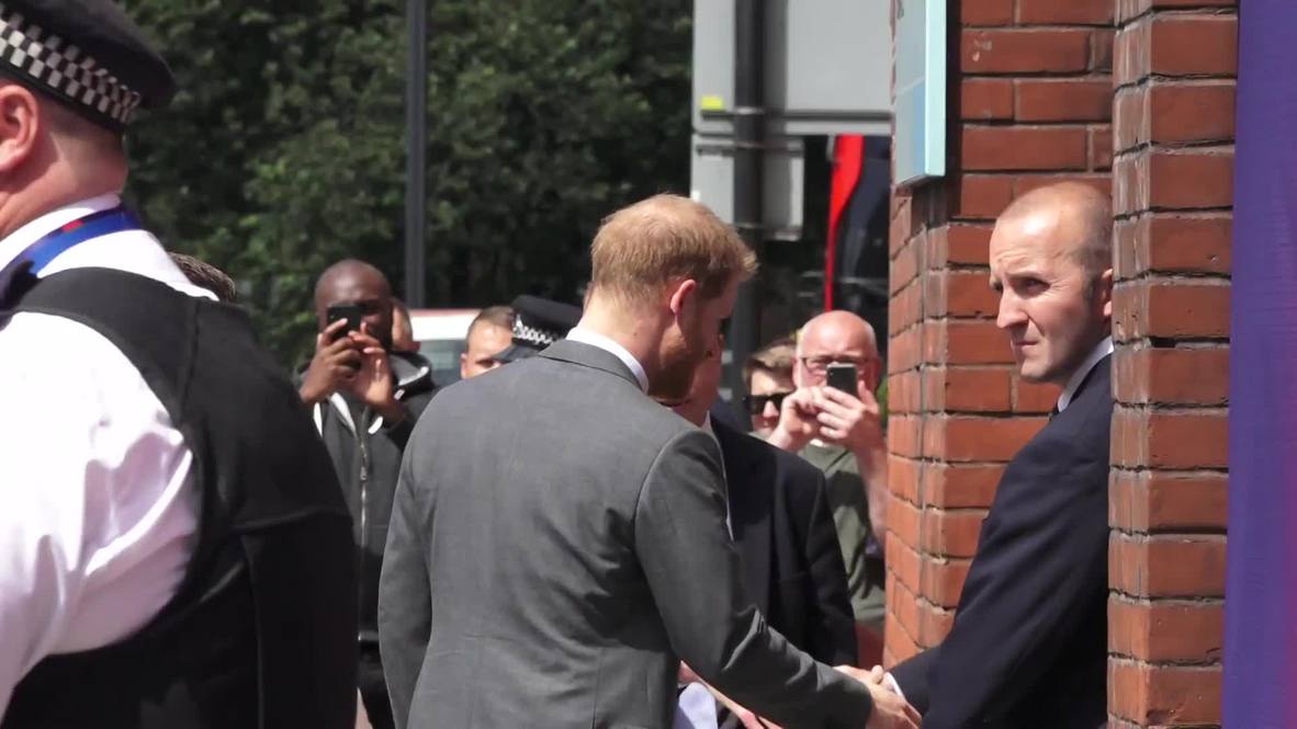 UK: Prince Harry kicks off Cricket World Cup in London