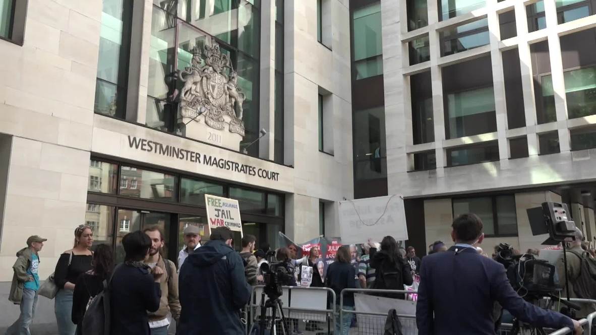 UK: Assange supporters protest outside court as hearing postponed due to illness