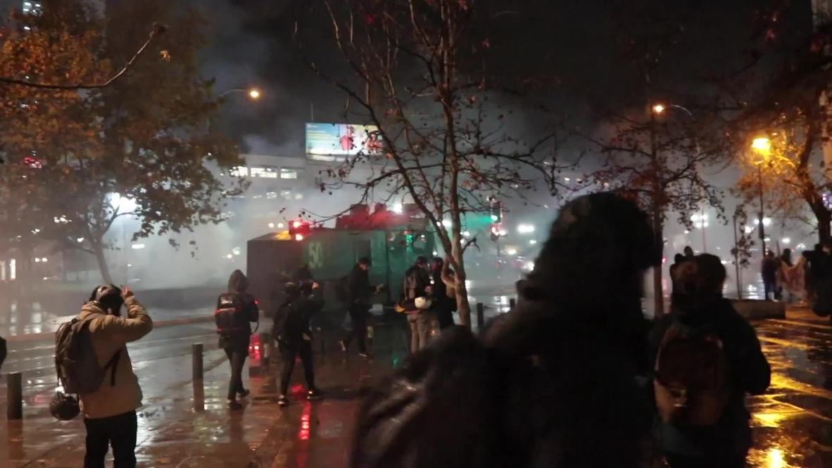 Chile: Police deploy teargas and water cannons at anti-govt. protest