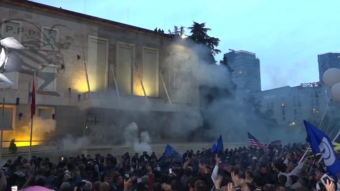 Albania: Protesters clash with police at anti-govt rally in Tirana