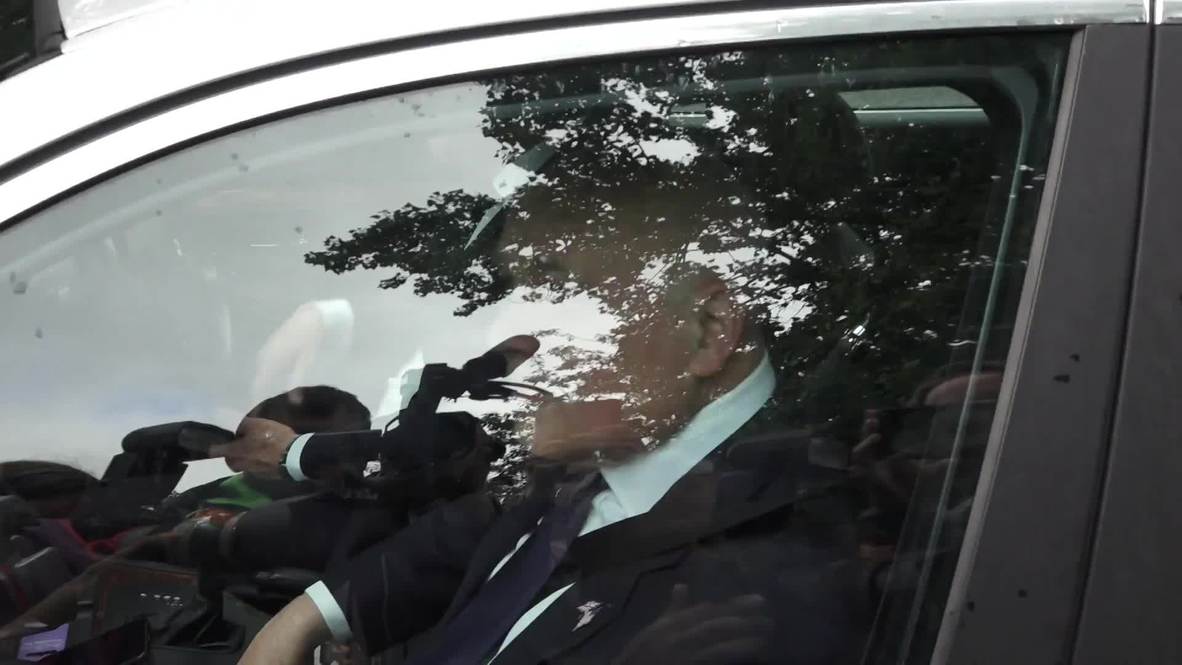 UK: Brexiteers arrive for Trump meeting at US Ambassador's residence