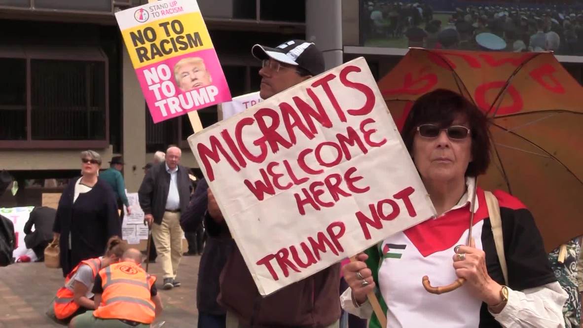 Reino Unido: Manifestantes se reúnen en Portsmouth para rechazar presencia de Trump