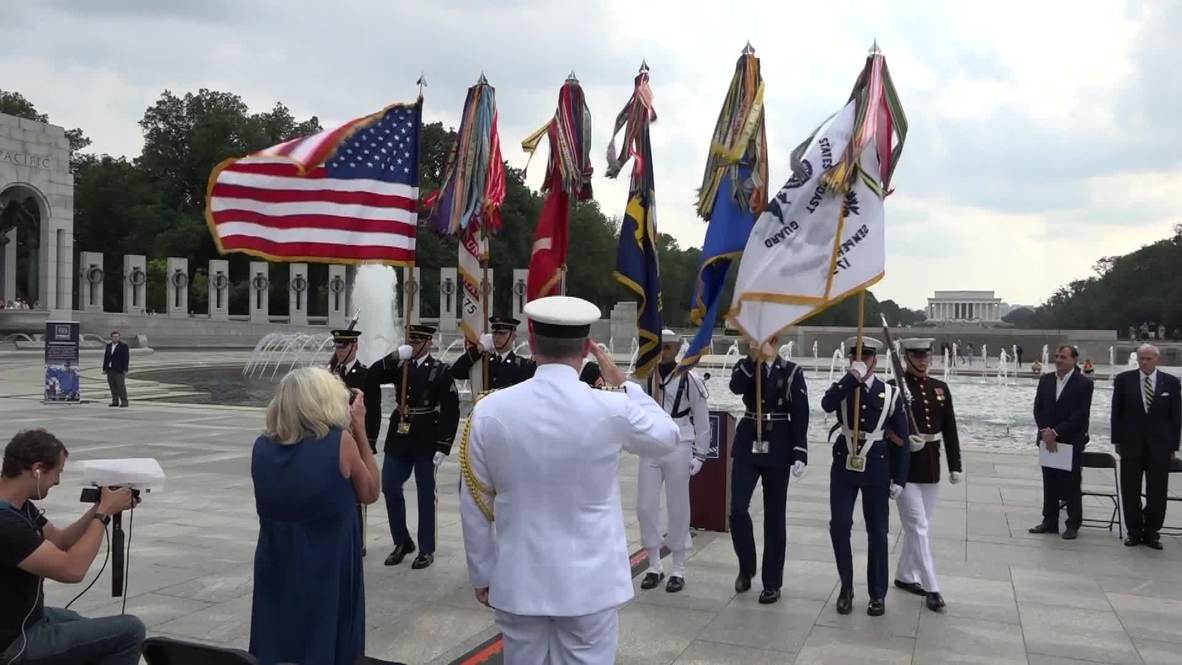USA: D-Day remembered at WWII memorial in Washington DC