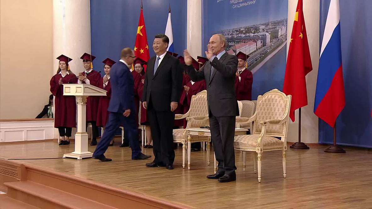 Russia: Xi Jinping receives honorary doctorate from Saint Petersburg State University