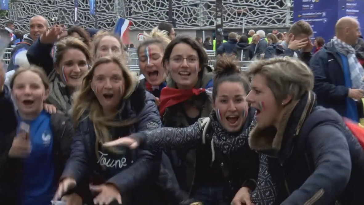 Francia: Hinchas disfrutan antes del inicio del la Copa Mundial de Fútbol femenino