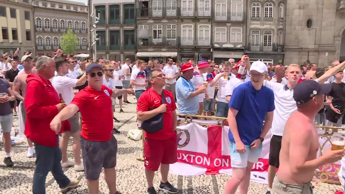 Portugal: Hinchas ingleses se toman Guimaraes esperando partido ante Suiza