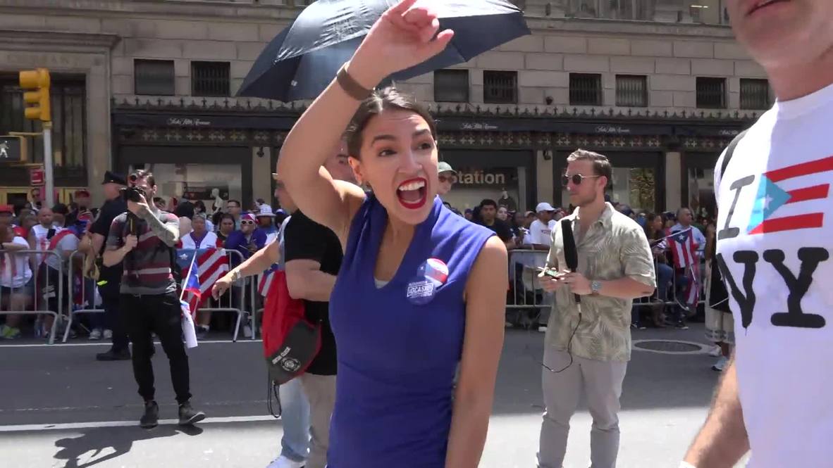 USA: Ricky Martin and AOC lead Puerto Rican Day Parade in Big Apple
