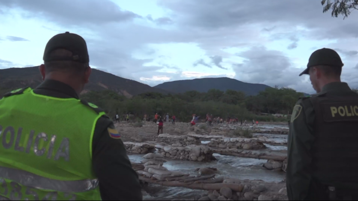 Colombia: Police block illegal river crossings as border with Venezuela officially reopens