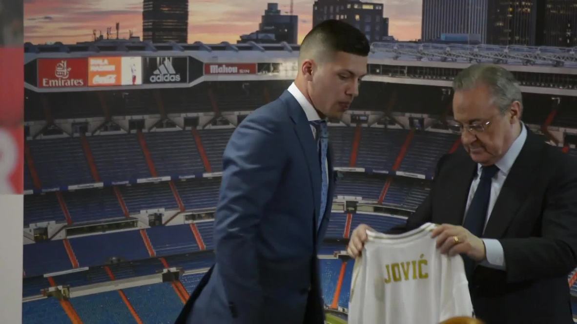 España: Real Madrid presenta a prometedor delantero serbio como refuerzo
