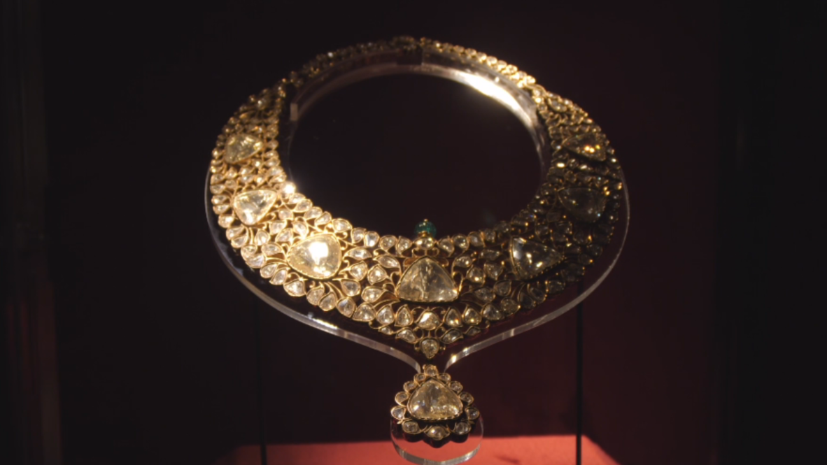 USA: Ruling family of Qatar auctions off Indian royal jewels and artefacts