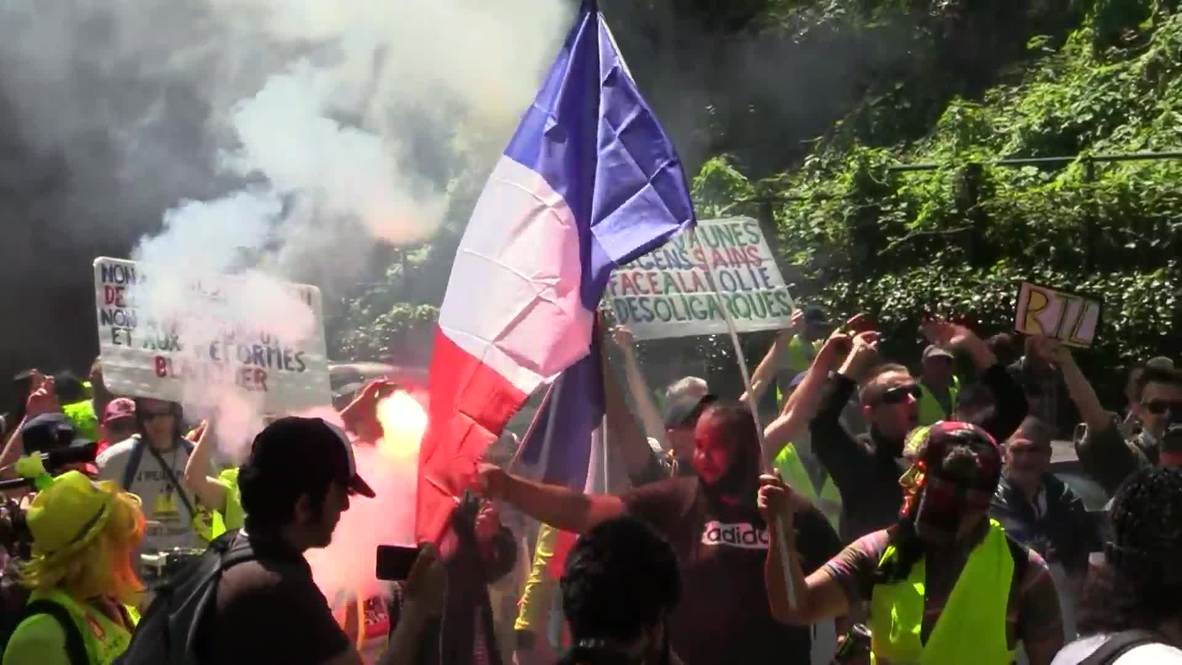 Francia: Enfrentamientos en París durante las protestas de los ‘chalecos amarillos’