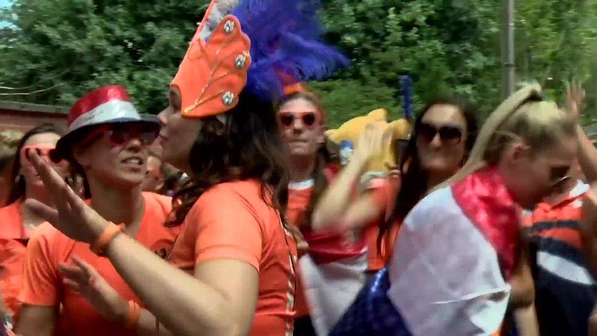 France: Dutch fans set up festive atmopshere ahead of Cameroon WC clash