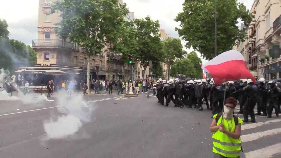 Francia: Policía usa gas lacrimógeno durante la 31 semana de protestas de los 'chalecos amarillos'