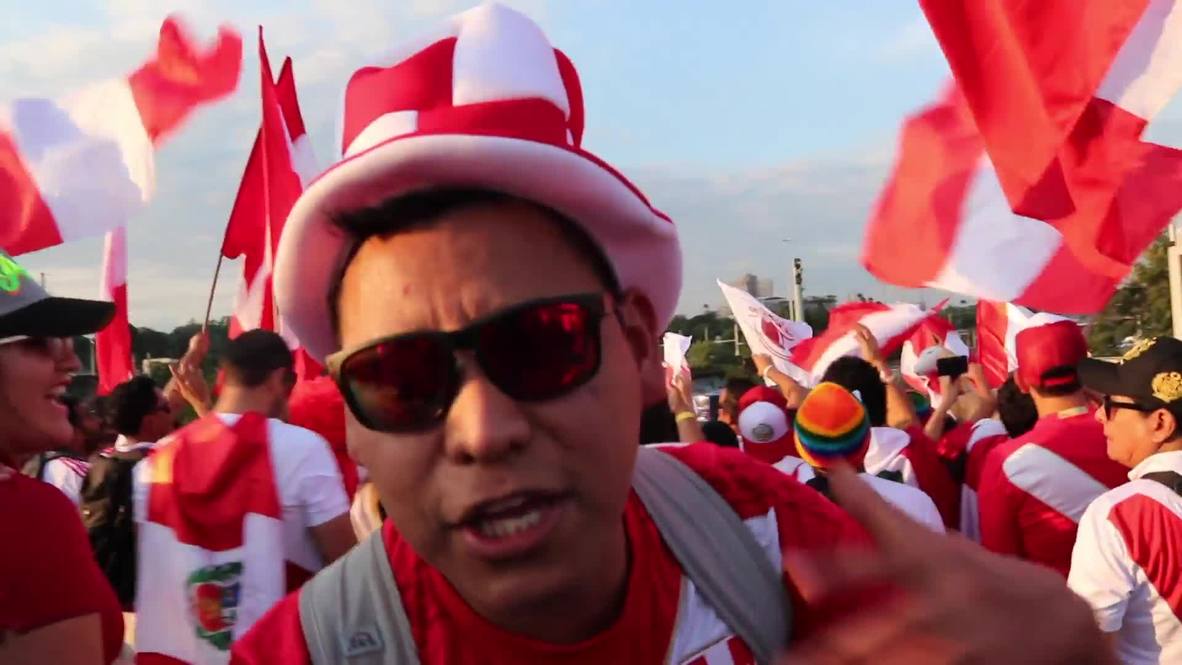 Brasil: Entusiasmados hinchas de Perú llegan al estadio Maracaná antes del partido contra Bolivia