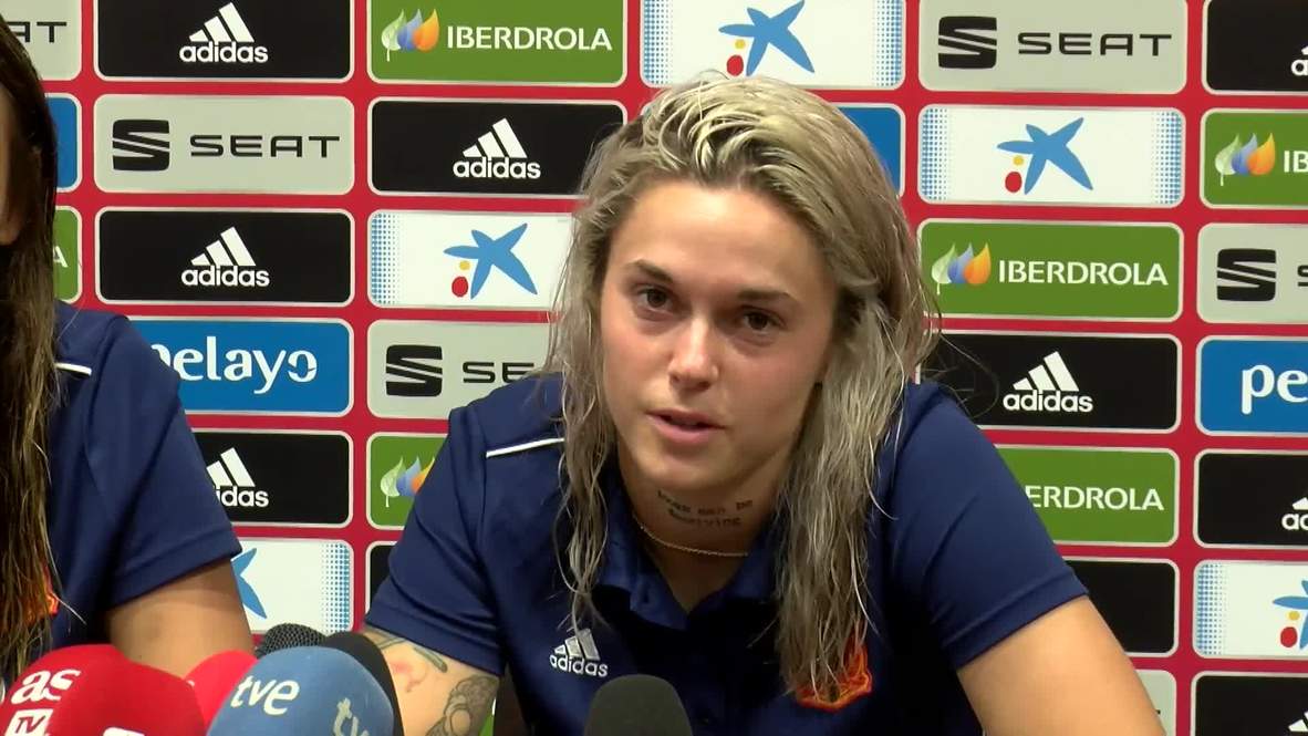 France: Spanish footballer Mapi shares passion for tattooing at Women's WC