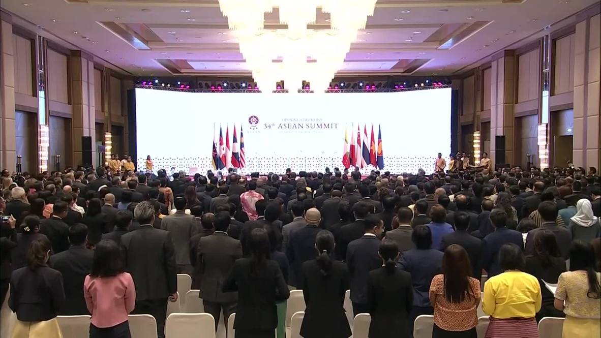 Thailand: Thai PM calls on ASEAN to strike deal for largest free trade area