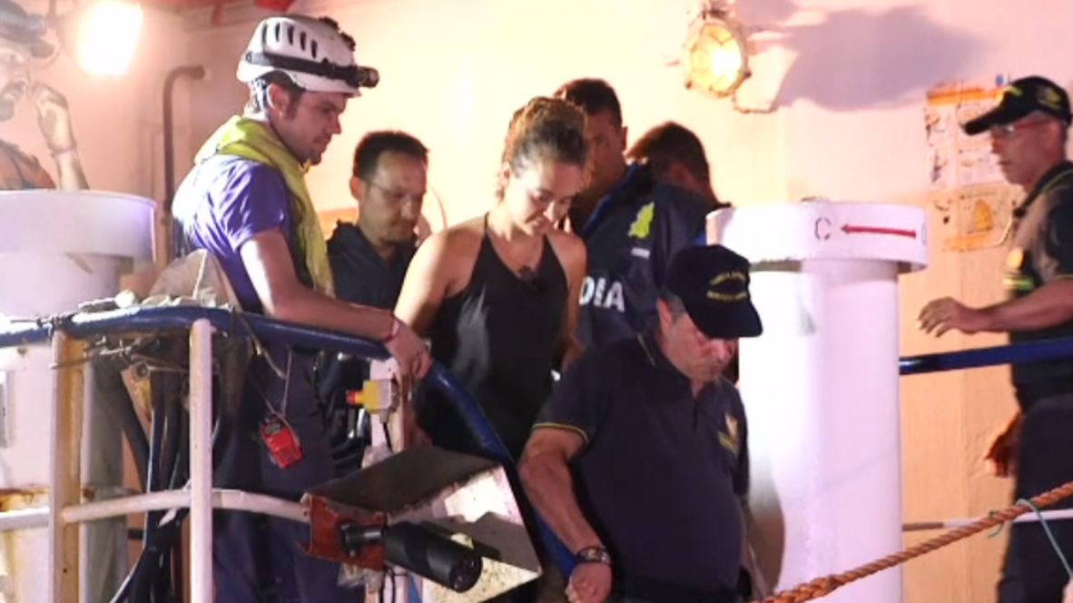 Italy: All remaining migrants disembark Sea-Watch 3 rescue ship in Lampedusa