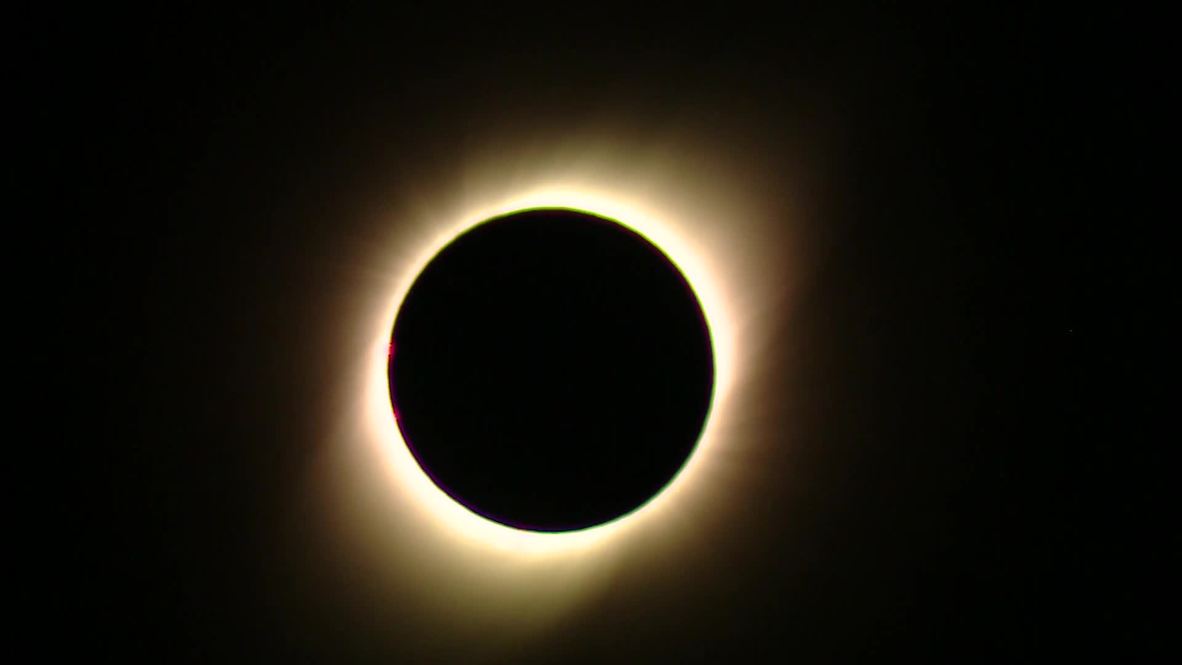 Argentina: Total solar eclipse stuns South America