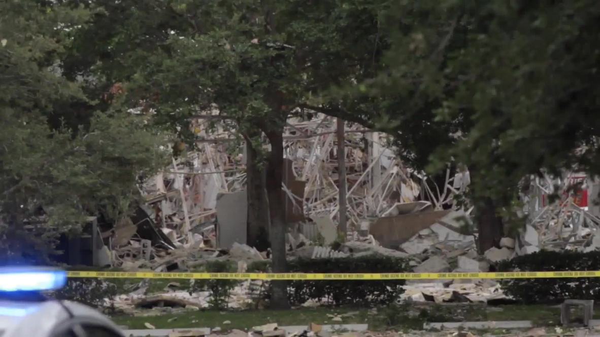 USA: Broken glass and debris left in wake of Florida shopping centre explosion