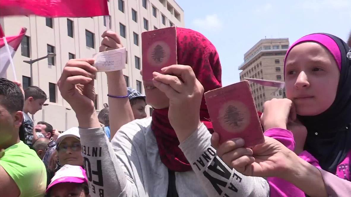 Lebanon: Hundreds call for abolition of sexist citizenship law in Beirut