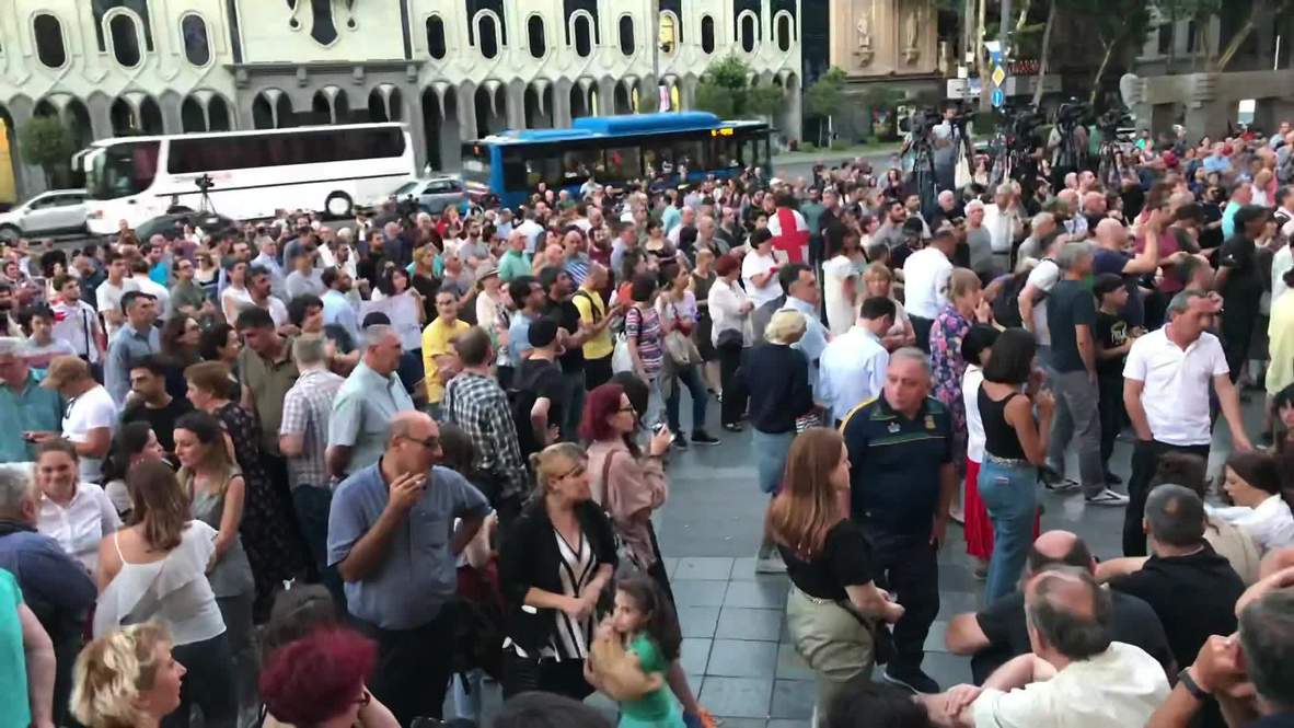Georgia: Anti-government protests in Tbilisi entering third week