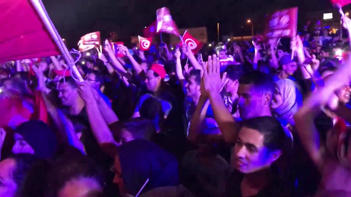 Tunisia: Thousands celebrate Tunisia's quarter-final win at Africa Cup of Nations