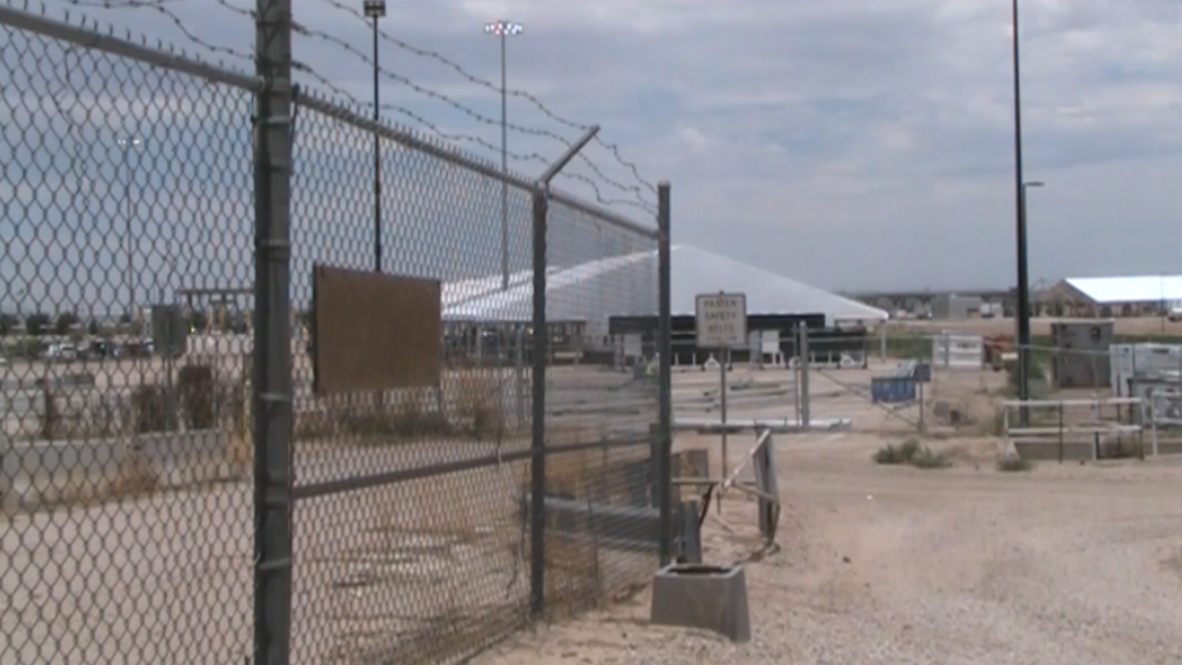 USA: Former tent city reopens as detention centre