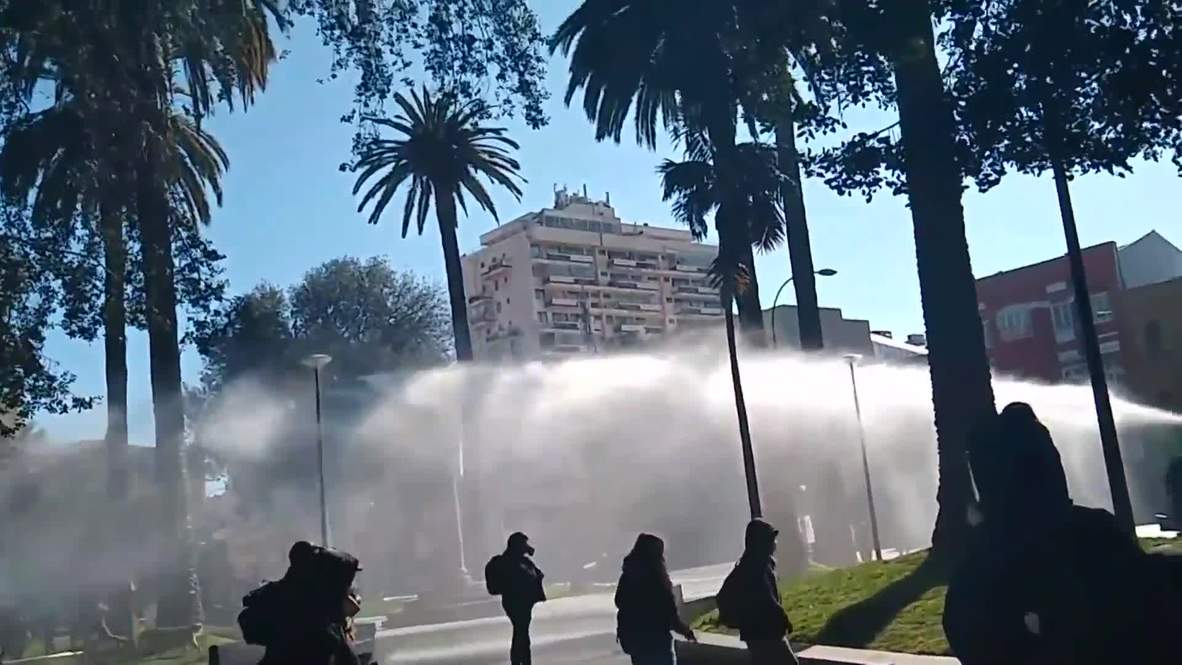 Chile: Student protest ends in violence