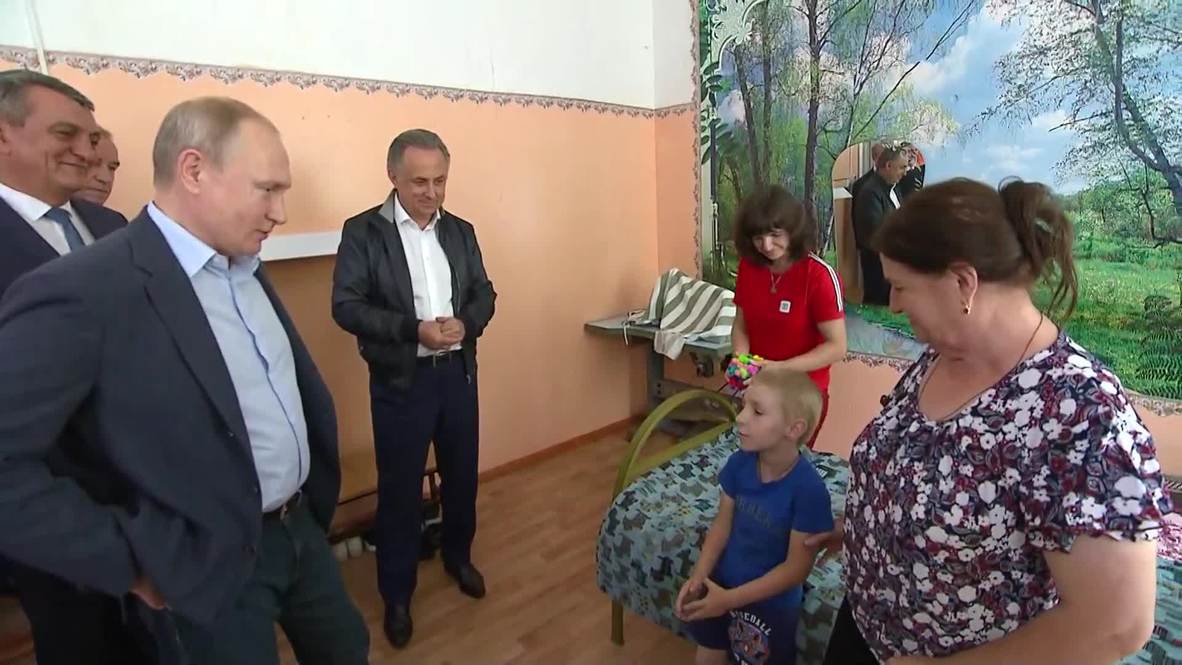 Россия: "Вы Путин? Я вас в телевизоре видел!" - маленький Матвей поговорил с президентом