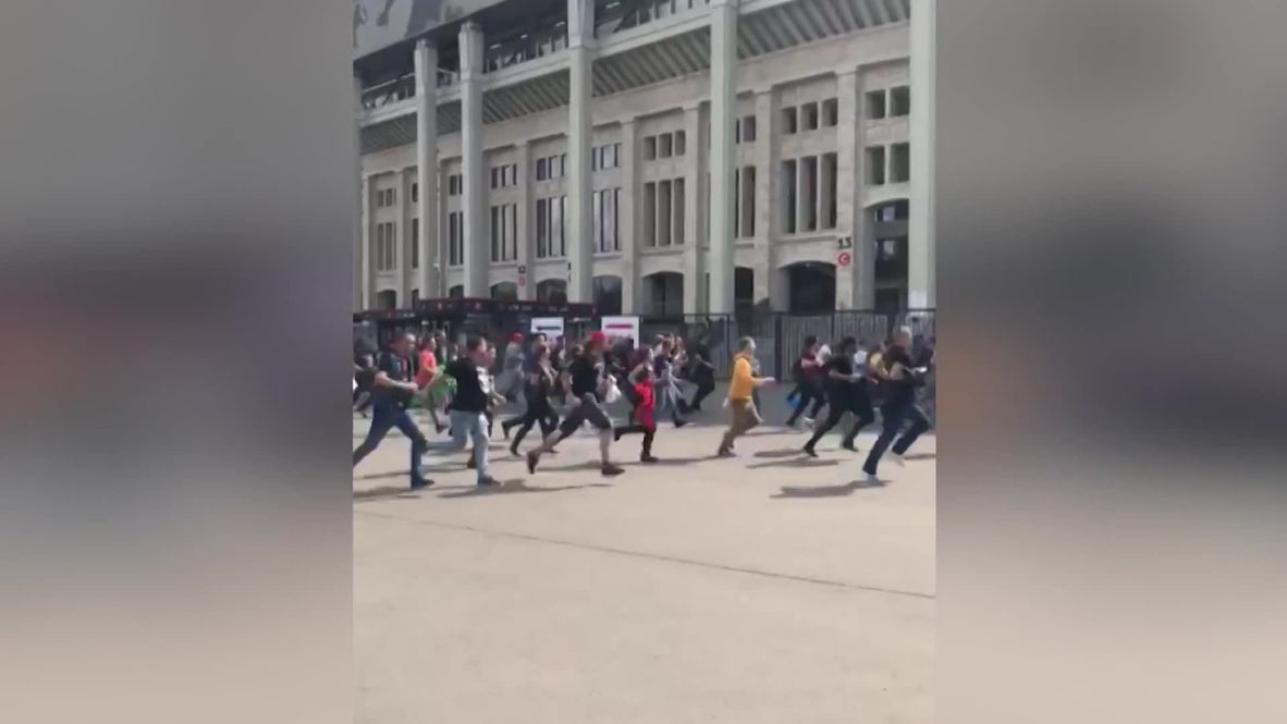 Россия: В погоне за мечтой. Русские фанаты легендарной Metallica размялись перед концертом