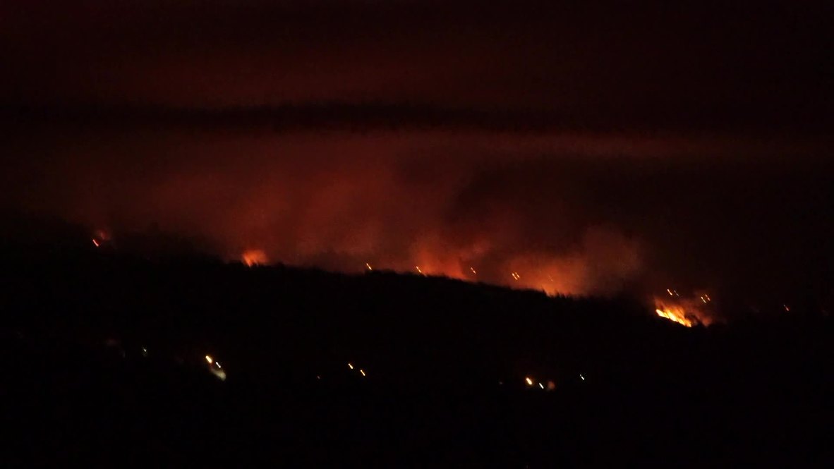 Portugal: Mas de mil bomberos combaten incendios forestales