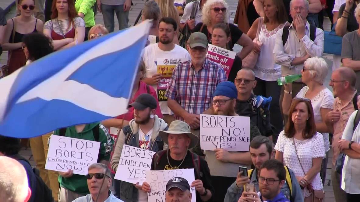 UK: 'Boris No, Independence Yes' - Independence protesters descend on Glasgow