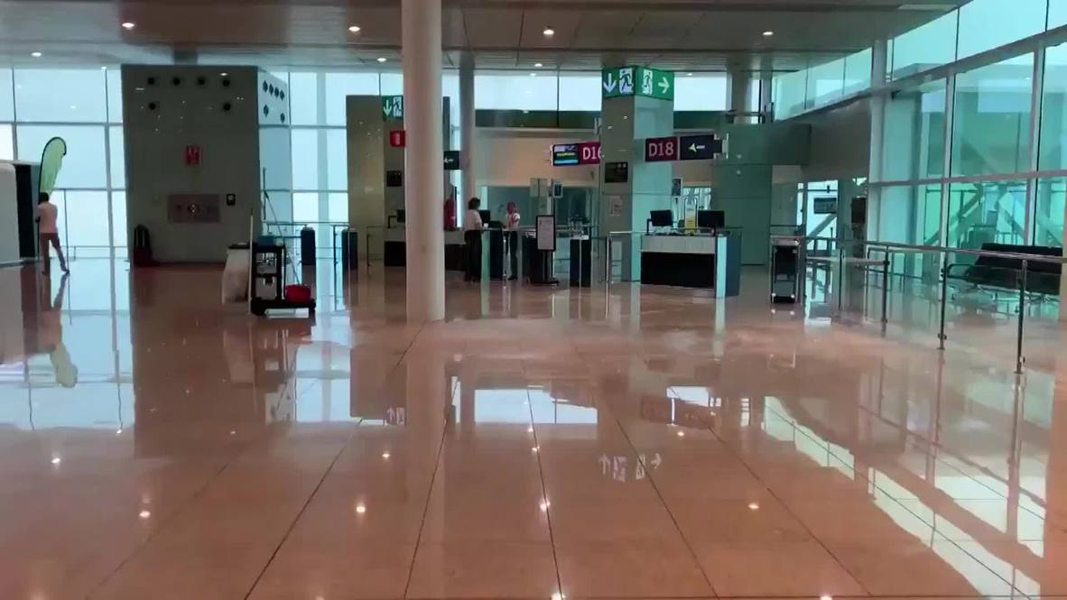 Spain: Heavy rain paralyses Barcelona's El Prat airport