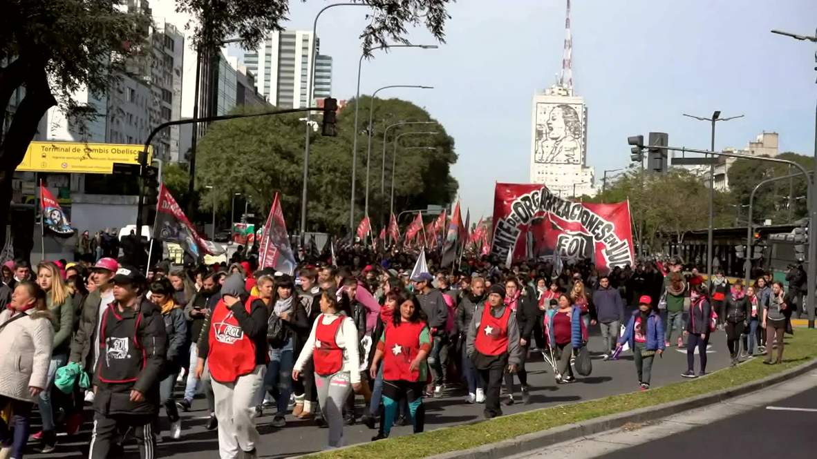 Argentina: Protestas en Buenos Aires por la inestabilidad económica que azota el país
