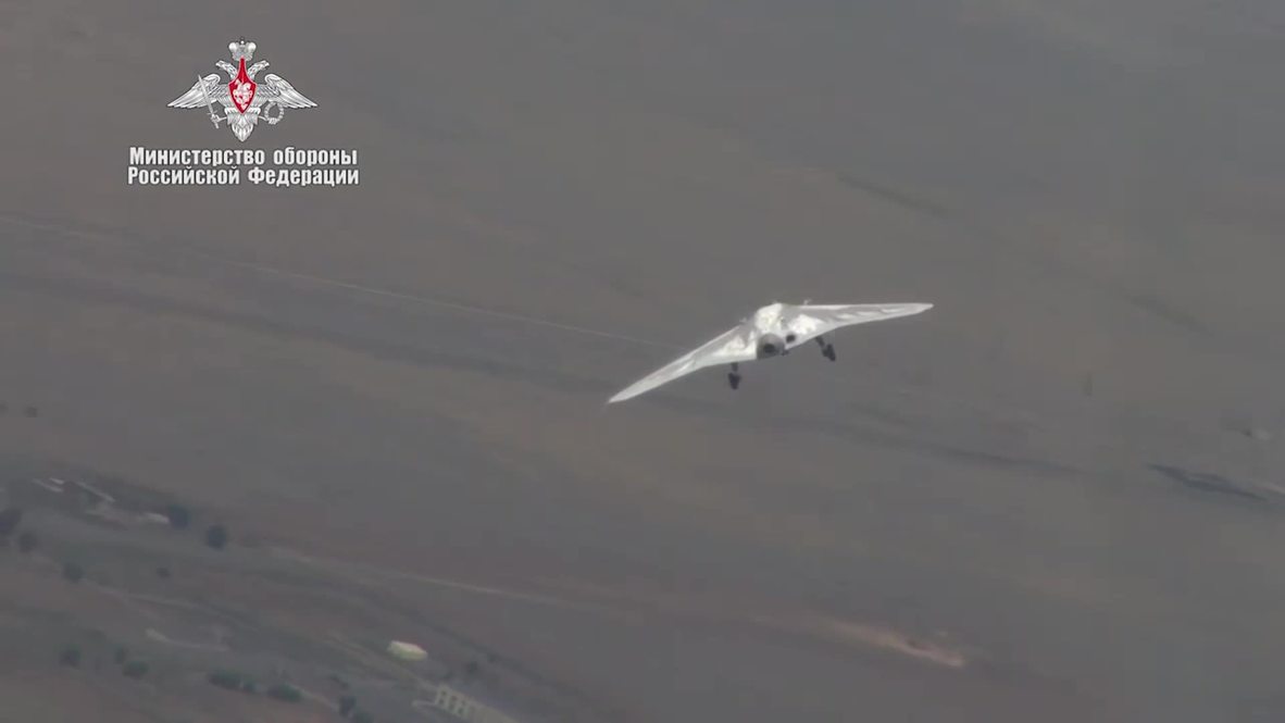 Russia: Okhotnik combat drone conducts flight with SU-30