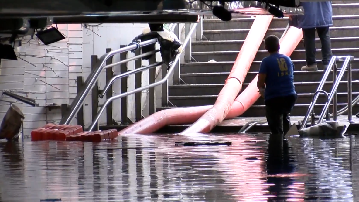 Turkey: Heavy rains trigger floods in Istanbul and northwest